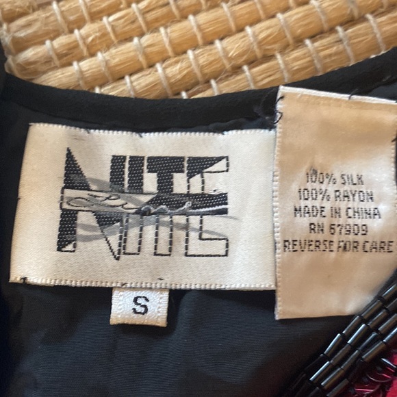 Vintage Nite Line Sequin Silk Lined Tank Size Small - Picture 6 of 8